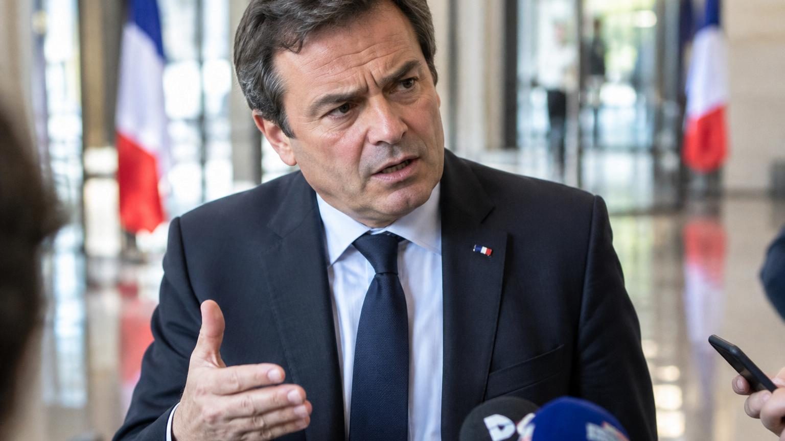 André vallini : «si les écrits de j. bardella étaient avérés, je ne serais pas outre mesure surpris»